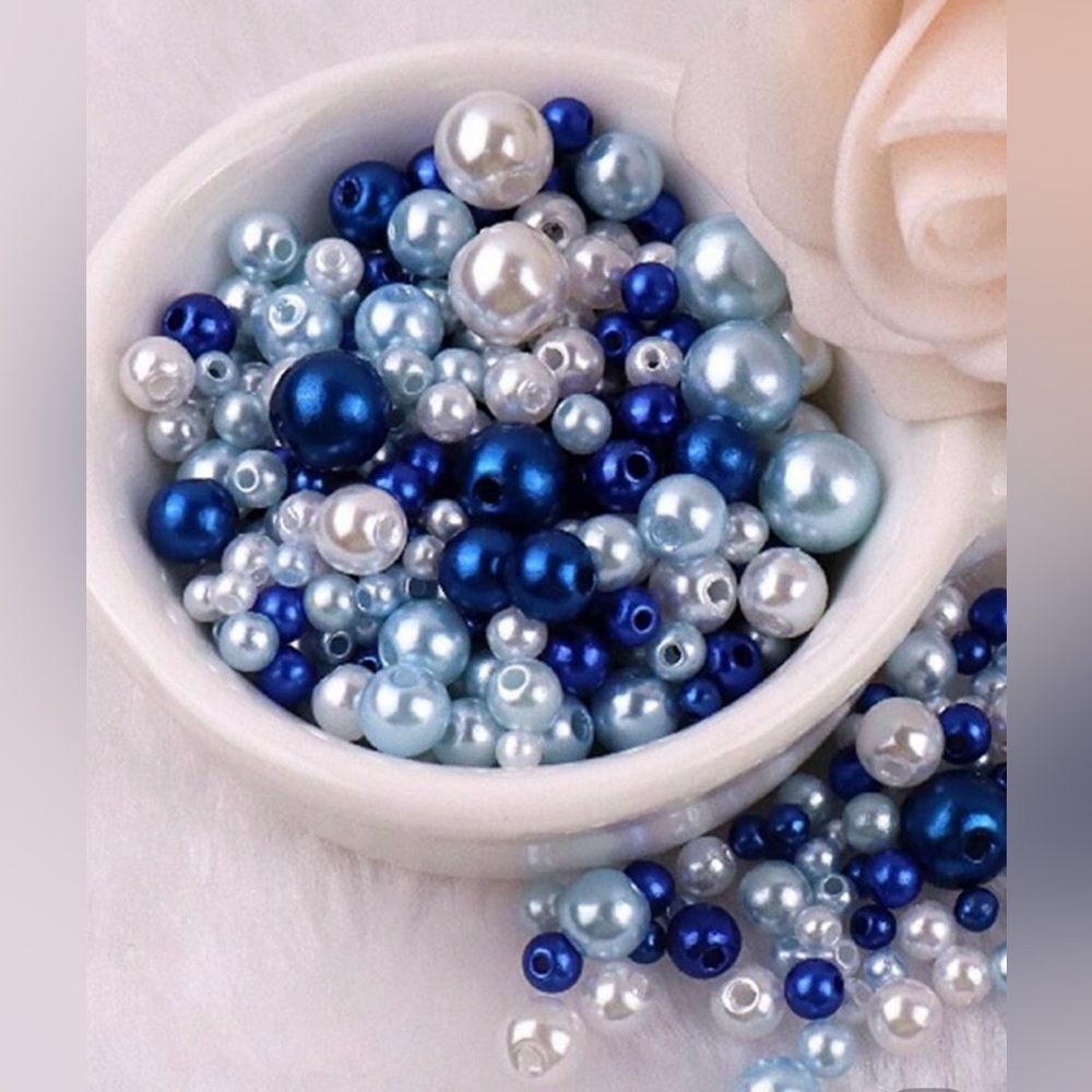 Royal Blue Sky Blue White Decorative Pearls Faux Craft Beads 150 pieces New - Picture 2 of 5